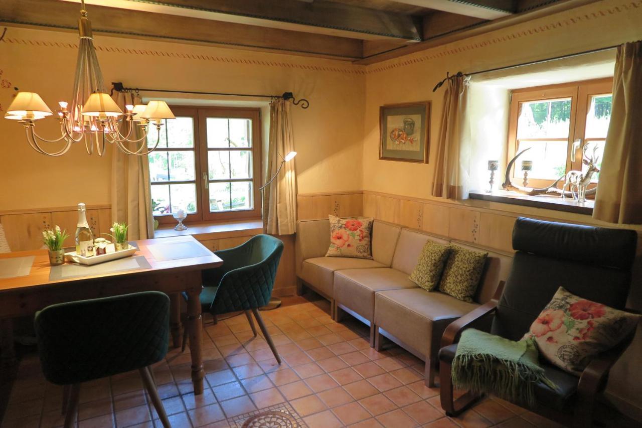 Ferienwohnungen Haus Waldwinkel Ашау им Кимгау Екстериор снимка